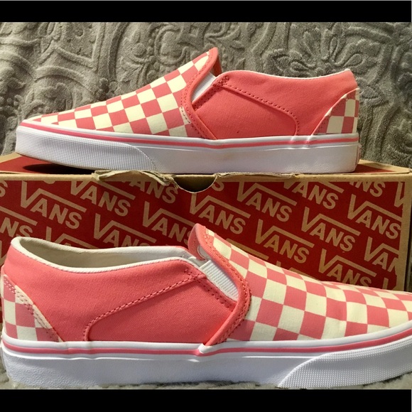strawberry pink checkered vans